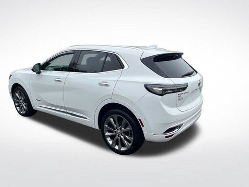 Certified 2022 Buick Envision Avenir w/ Technology Package II AWD/4WD image 3