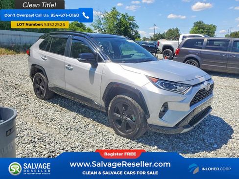 Used 2019 Toyota RAV4 XSE w/ XSE Weather Package AWD/4WD image 5