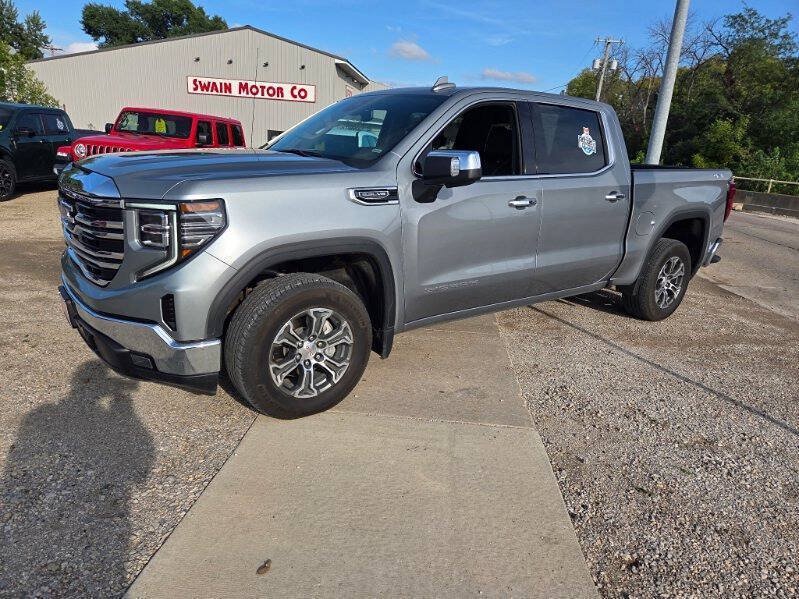 Used 2025 GMC Sierra 1500 SLT AWD/4WD image 22