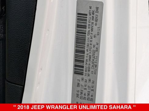 Used 2018 Jeep Wrangler Unlimited Sahara AWD/4WD image 38