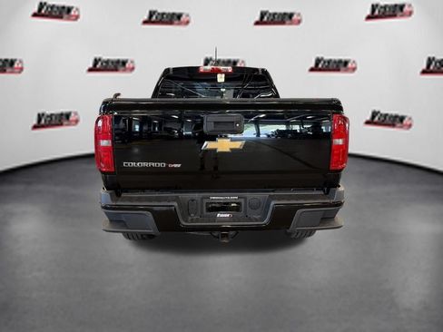 Used 2020 Chevrolet Colorado W/T w/ Custom Special Edition RWD image 7