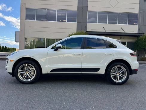 Used 2017 Porsche Macan S AWD/4WD image 6