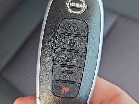New 2026 Nissan Sentra SR w/ Floor Mat Package FWD image 10