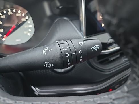 New 2026 Jeep Compass Latitude AWD/4WD image 41
