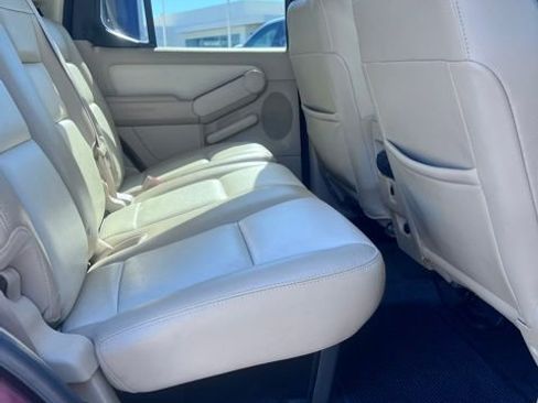 Used 2007 Ford Explorer Sport Trac Limited image 25