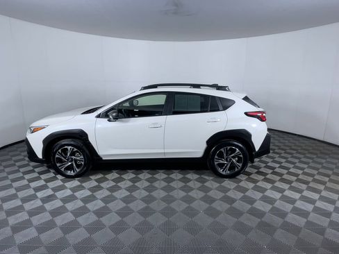 Used 2024 Subaru Crosstrek 2.0i Premium image 5