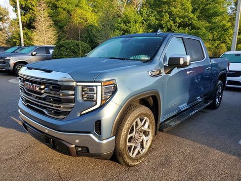 Used 2024 GMC Sierra 1500 SLT w/ SLT Premium Plus Package AWD/4WD image 2