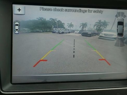 Certified 2018 Ford Explorer Limited FWD image 12