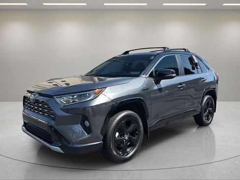 Used 2021 Toyota RAV4 XSE AWD/4WD image 1