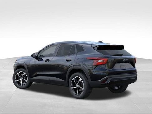 New 2026 Chevrolet Trax RS w/ Driver Confidence Package FWD image 3