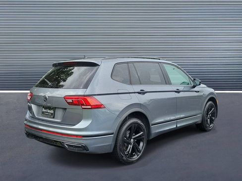Used 2023 Volkswagen Tiguan SE R-Line FWD image 3