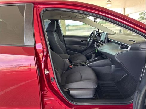 Used 2022 Toyota Corolla LE FWD image 13