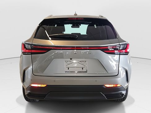 Used 2025 Lexus NX 250 FWD w/ Accessory Package (Z1) image 5