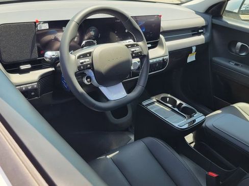 New 2026 Hyundai Ioniq 5 SEL RWD image 3