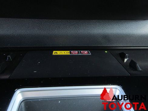 New 2026 Toyota Sienna Limited image 15