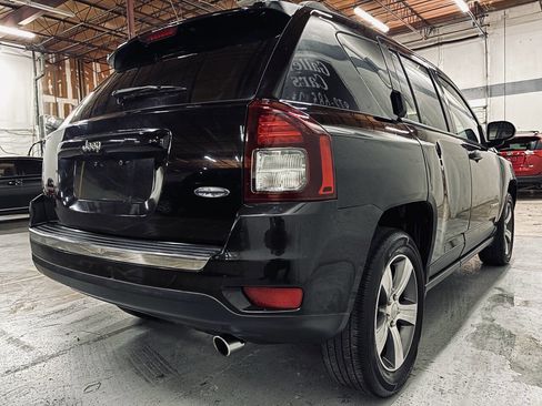 Used 2017 Jeep Compass High Altitude image 13