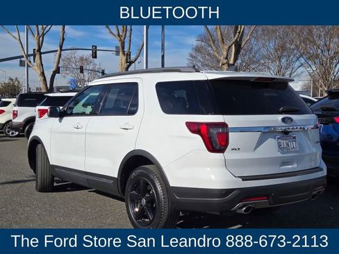 Certified 2019 Ford Explorer XLT image 6