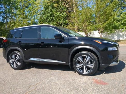 Used 2023 Nissan Rogue Platinum w/ Platinum Premium Package AWD/4WD image 2