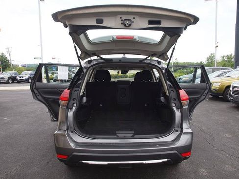 Used 2019 Nissan Rogue S AWD/4WD image 5
