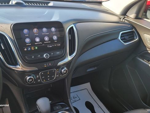 Used 2024 Chevrolet Equinox Premier AWD/4WD image 21