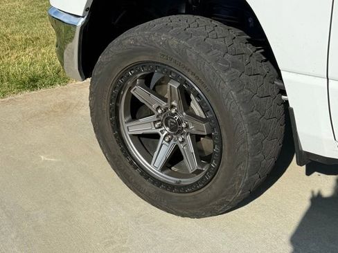 Used 2024 RAM 1500 Big Horn AWD/4WD image 5