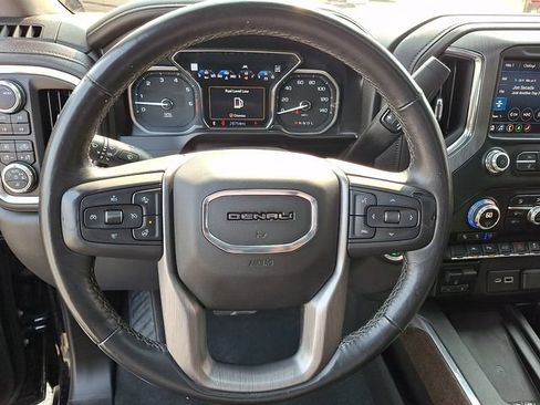 Used 2021 GMC Sierra 1500 Denali w/ Denali Premium Package AWD/4WD image 16