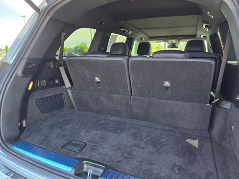 Used 2024 Mercedes-Benz GLS 450 4MATIC image 22