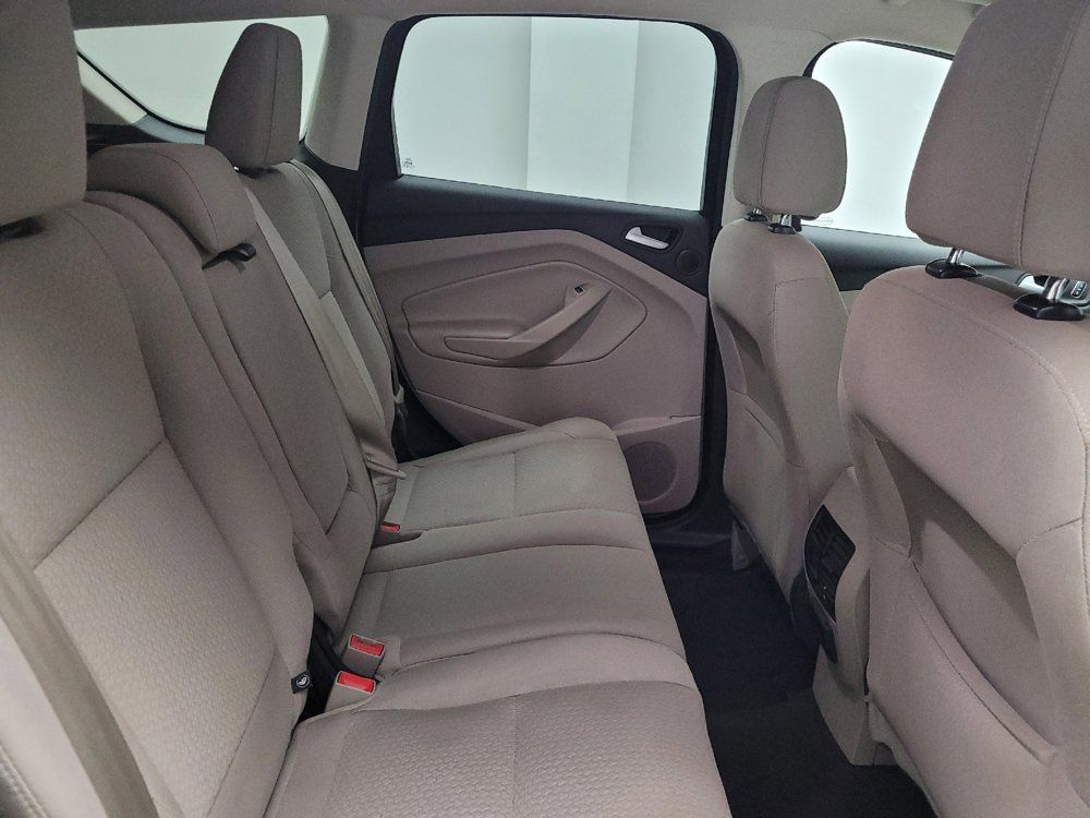 Used 2017 Ford Escape SE w/ Equipment Group 201A AWD/4WD image 19