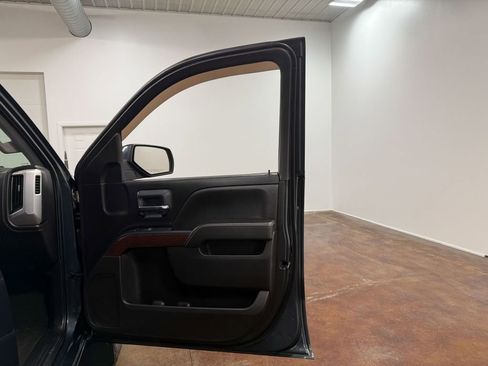 Used 2018 GMC Sierra 1500 SLE image 63