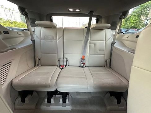 Used 2021 Cadillac Escalade Sport Platinum w/ Heavy-Duty Trailer Package image 11