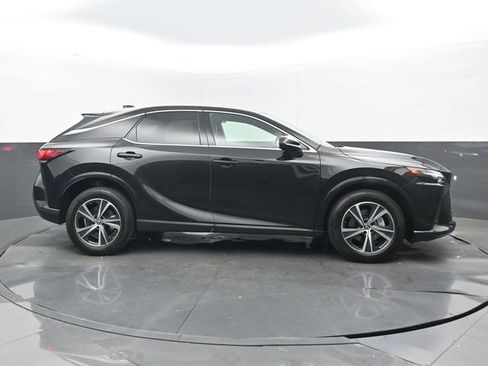 Used 2025 Lexus RX 350 FWD w/ Technology Package image 2