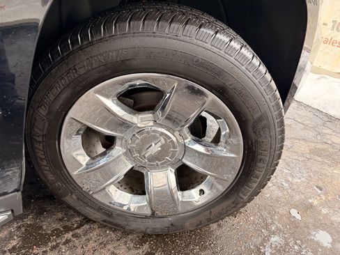 Used 2016 Chevrolet Tahoe LTZ image 41