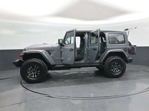 New 2026 Jeep Wrangler Unlimited Rubicon w/ Steel Bumper Group image 48