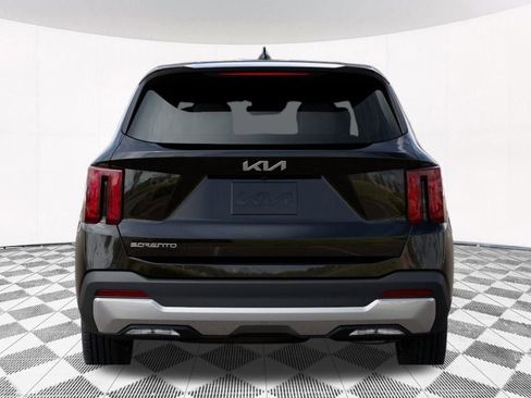 Used 2026 Kia Sorento LX image 14