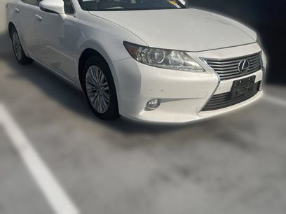 Used 2013 Lexus ES 350 w/ Premium Pkg