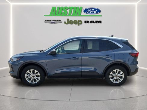 Certified 2023 Ford Escape Active AWD/4WD image 2