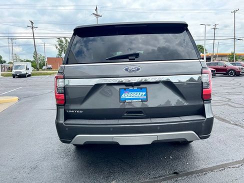 Used 2019 Ford Expedition Limited w/ Special Edition Package AWD/4WD image 6