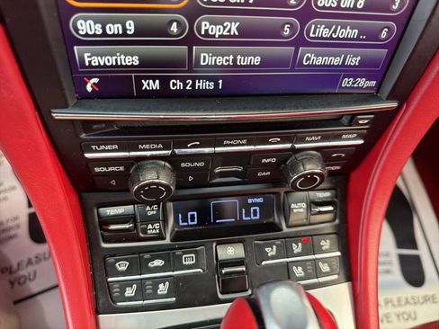 Used 2014 Porsche 911 Carrera S image 25