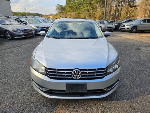 Used 2013 Volkswagen Passat 2.5 SE image 4