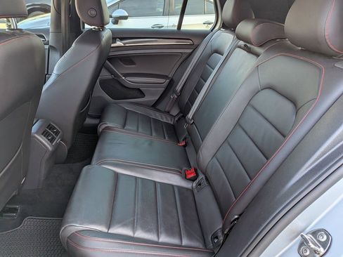 Used 2017 Volkswagen GTI SE image 14