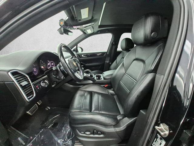 Used 2022 Porsche Cayenne S AWD/4WD image 17