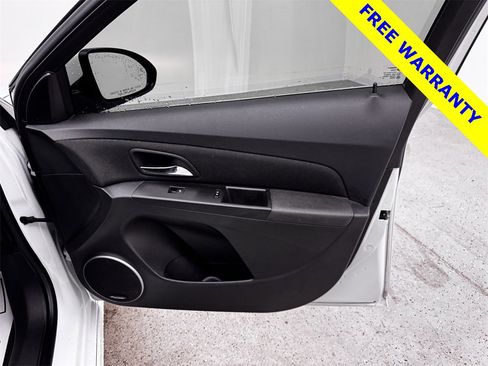 Used 2016 Chevrolet Cruze LTZ image 15