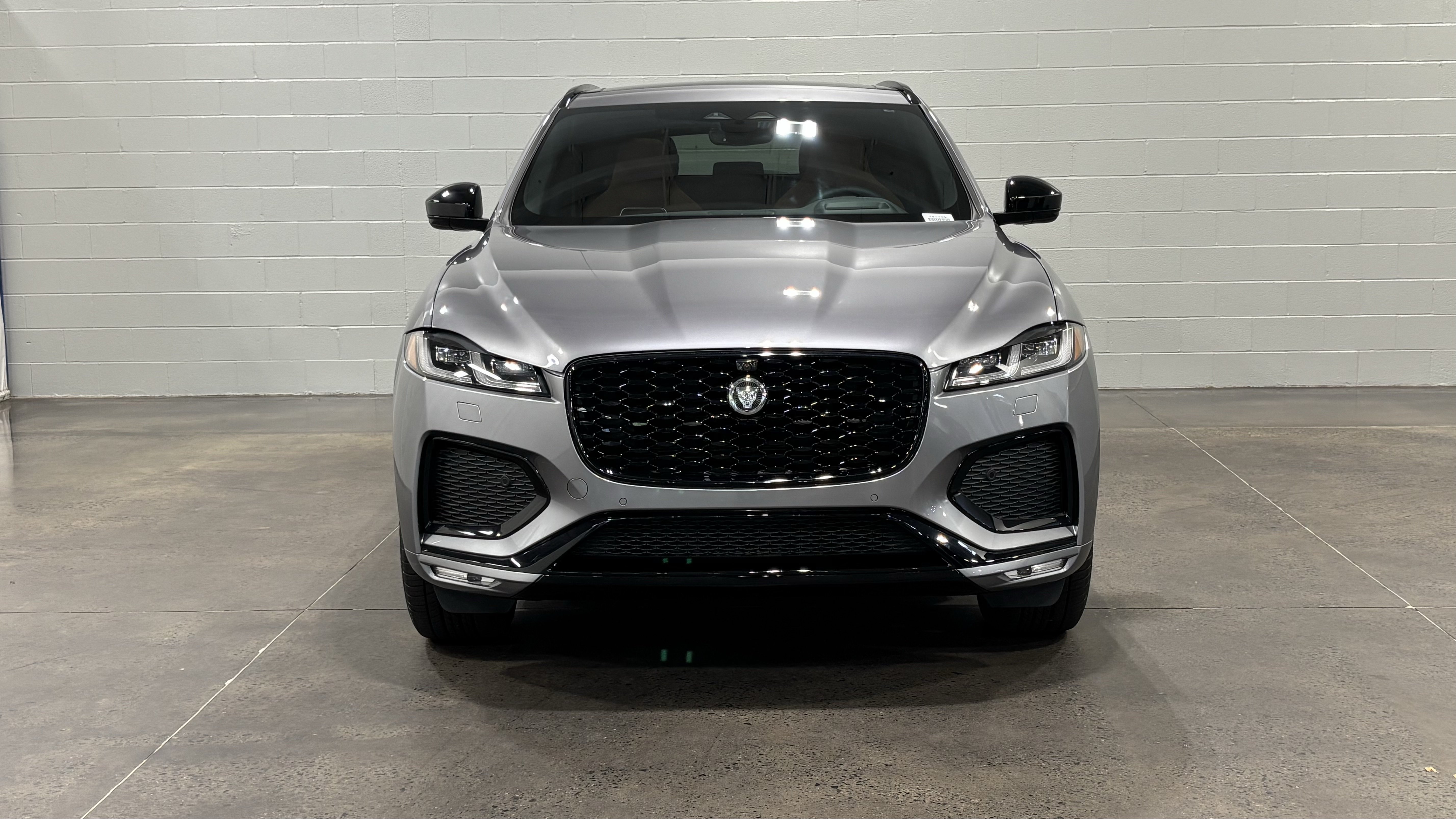 New 2026 Jaguar F-PACE R-Dynamic S AWD/4WD image 9
