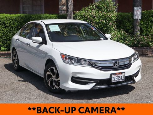 Used 2017 Honda Accord LX image 2