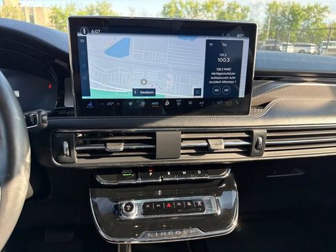 Certified 2024 Lincoln Corsair Reserve w/ Equipment Group 201A AWD/4WD image 20