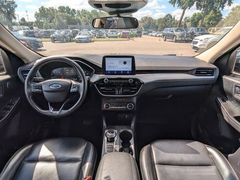 Used 2020 Ford Escape SEL AWD/4WD image 3