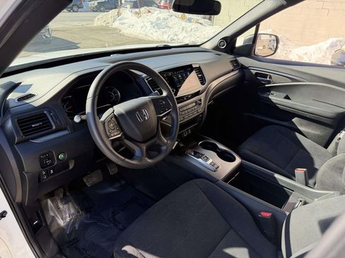 Used 2022 Honda Pilot Sport image 29
