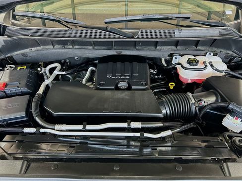 Used 2025 Chevrolet Silverado 1500 Custom RWD image 27