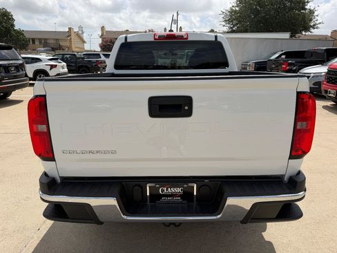 Used 2021 Chevrolet Colorado W/T w/ WT Convenience Package RWD image 7