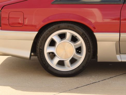 Used 1989 Ford Mustang GT RWD image 32